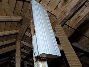 �����̏��ŃA���e�i�H��